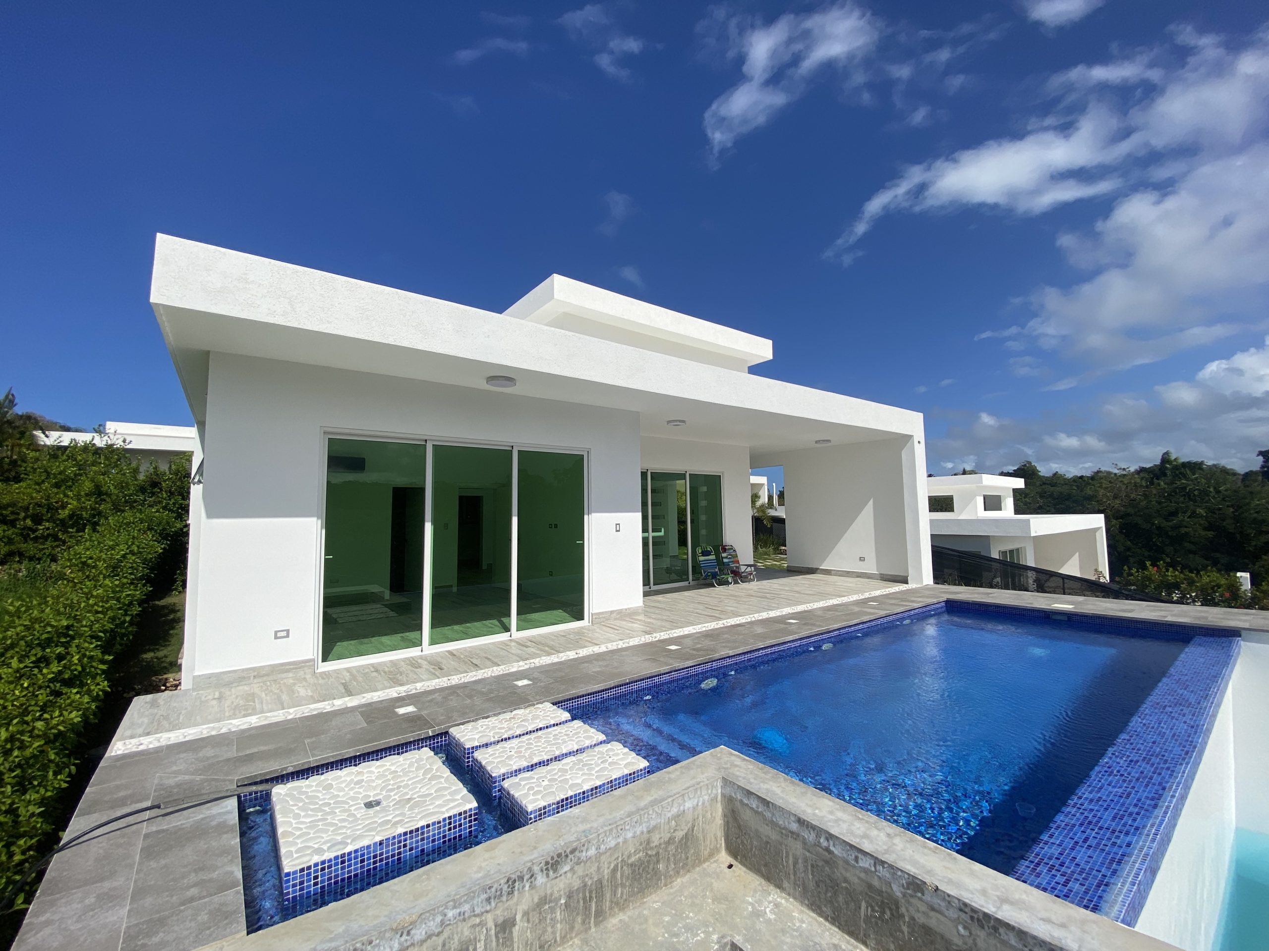 126962-72bd3bc0_e9e3_4da1_8137_c3c5f6756909