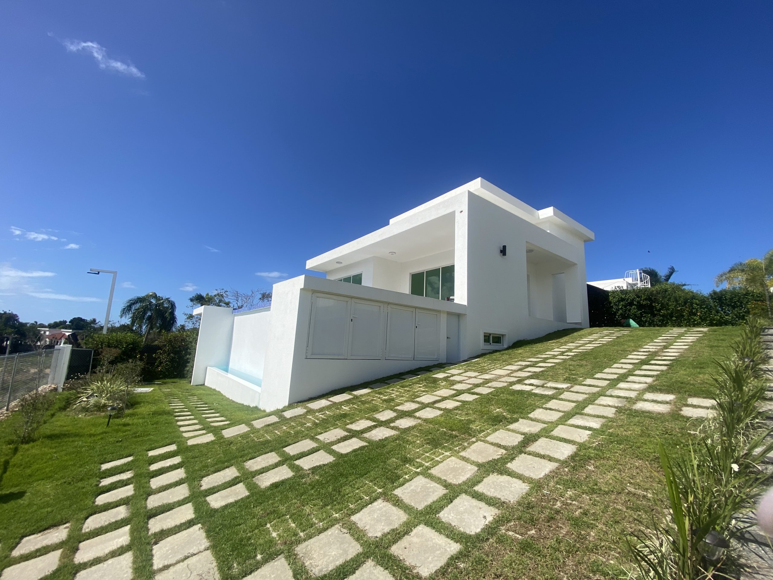 126962-82b5e47b_6465_4423_9c45_af1c879182cc