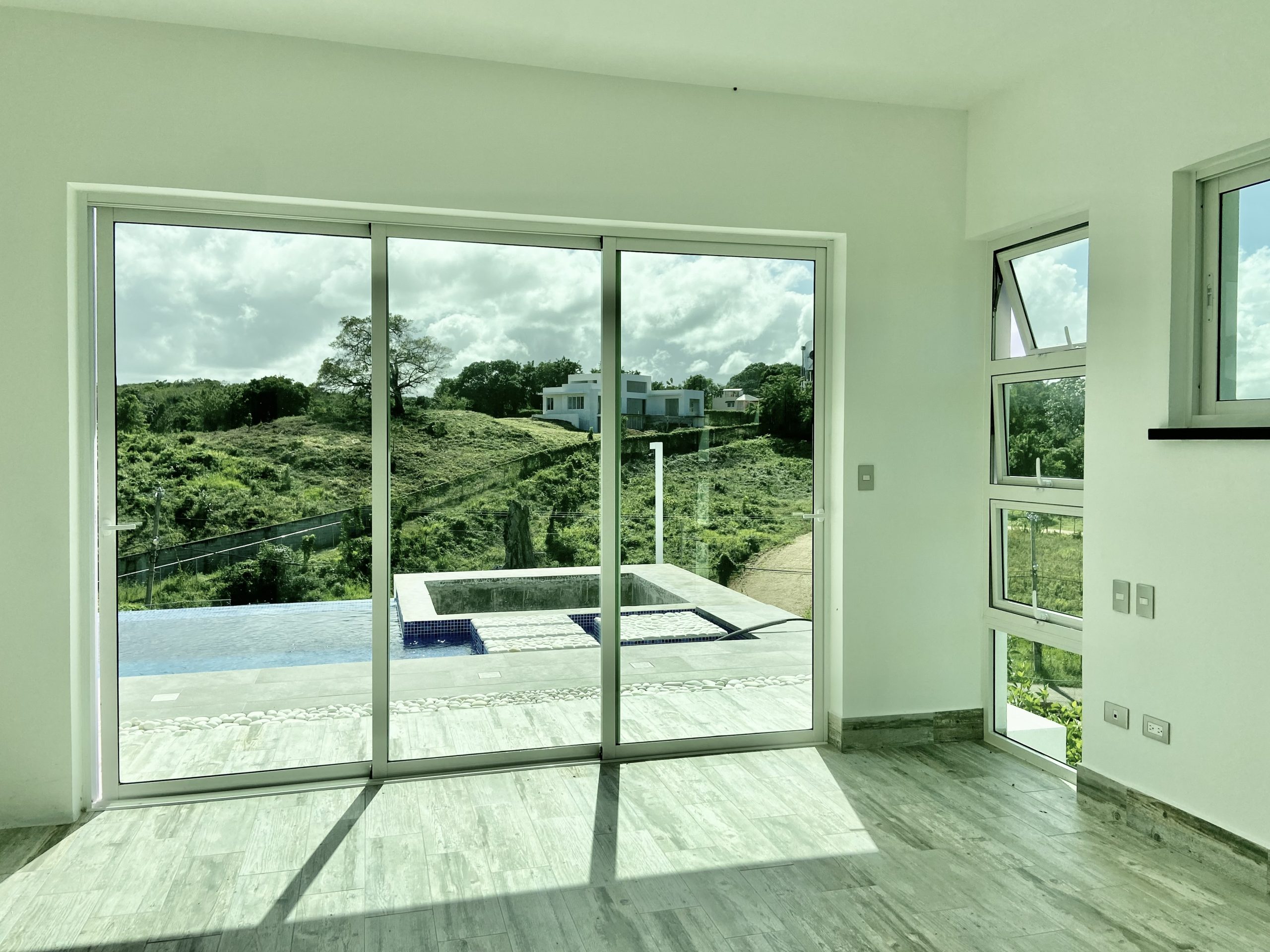 126962-ccfee45b_c37a_4b6b_8510_cde708cb4bbc