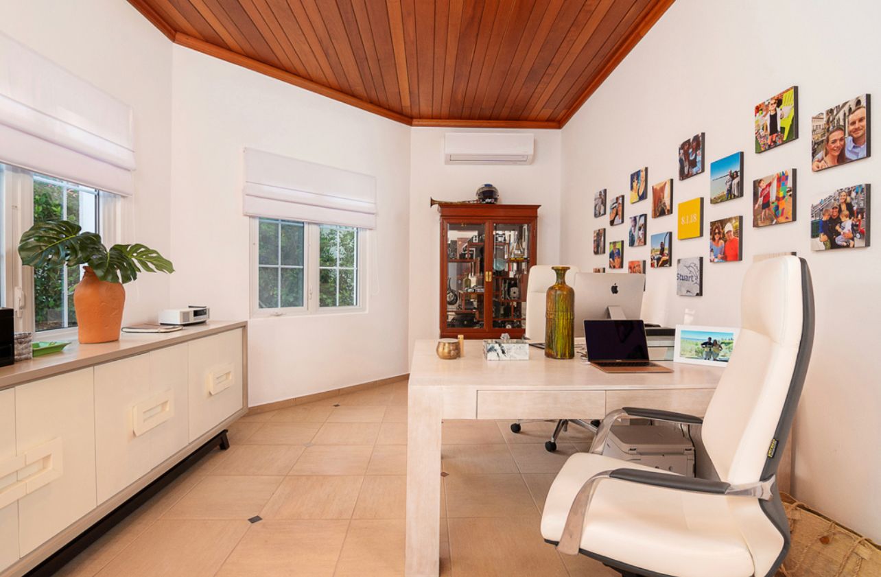 135598-whatsapp_image_2022_10_01_at_4.07.00_pm