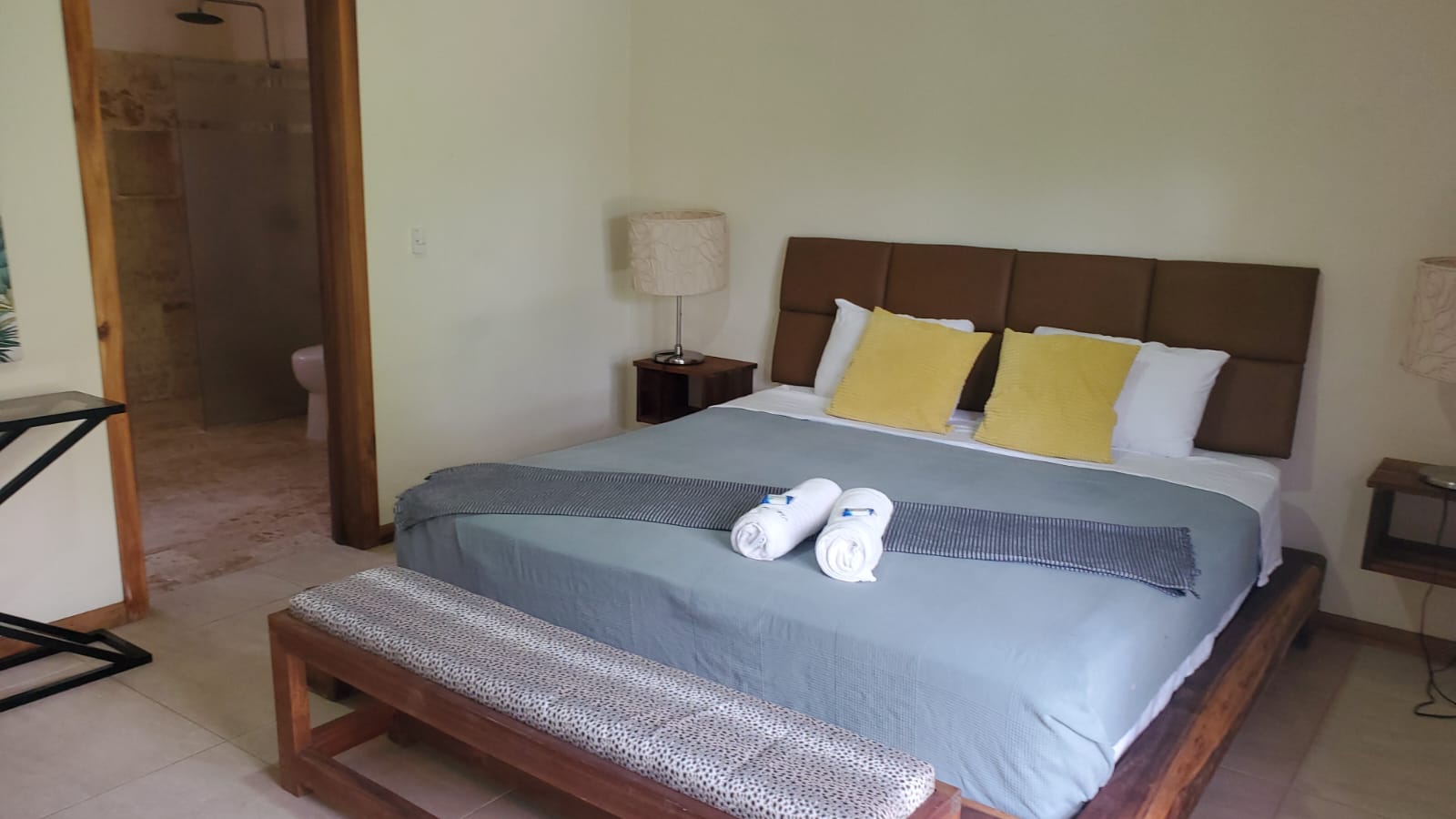 143020-whatsapp_image_2024_01_08_at_12.22.43