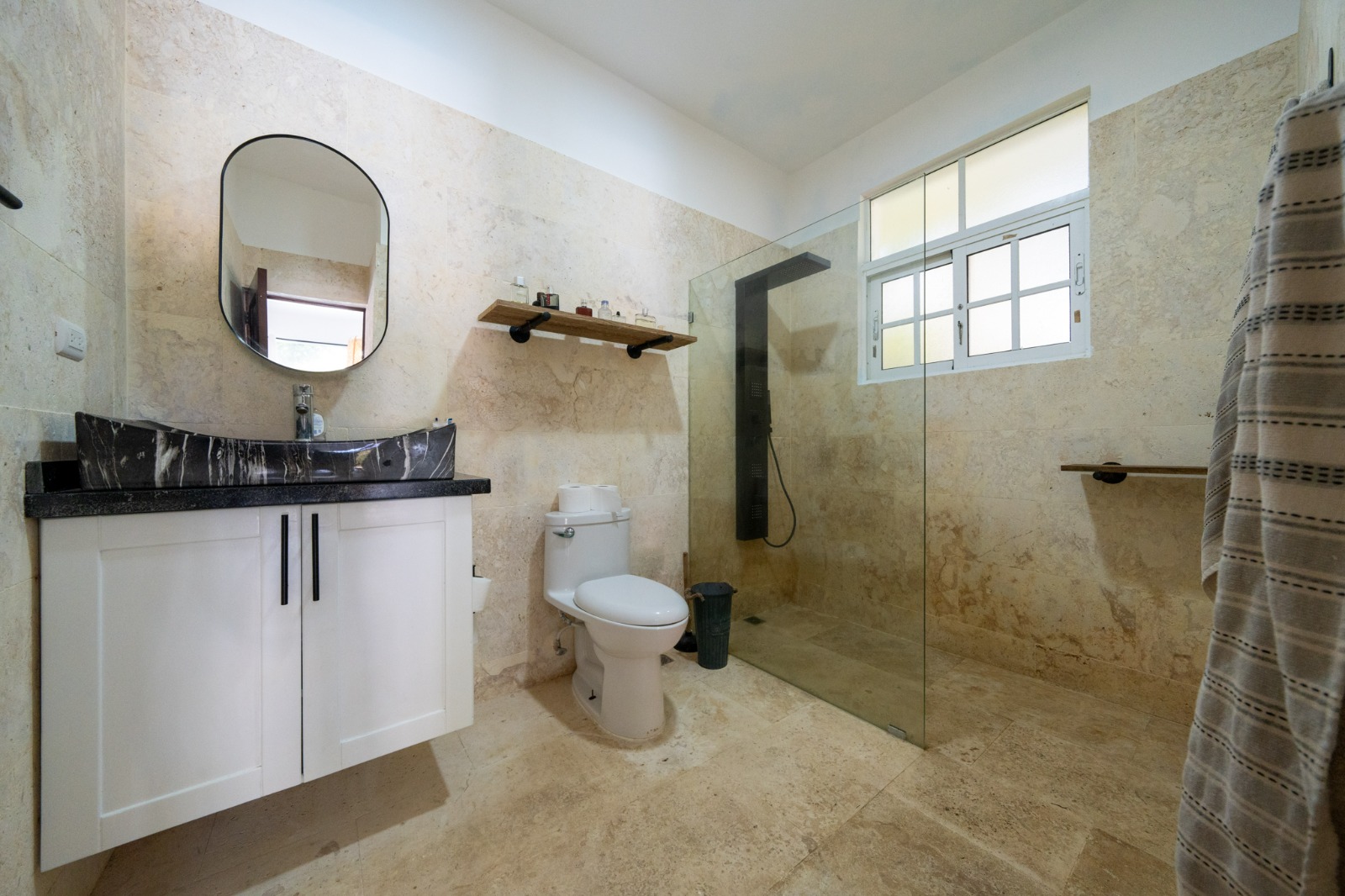 143566-2ea0ef69_6f46_4d43_8897_3c03f3863822