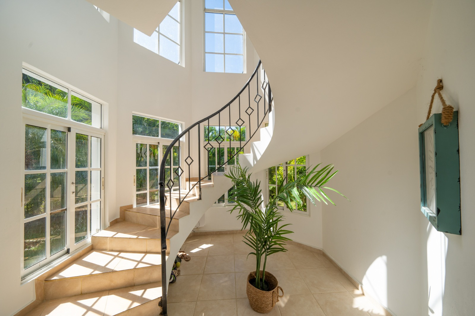 143566-57138f13_836d_4d82_92fd_ce3fee27ced0