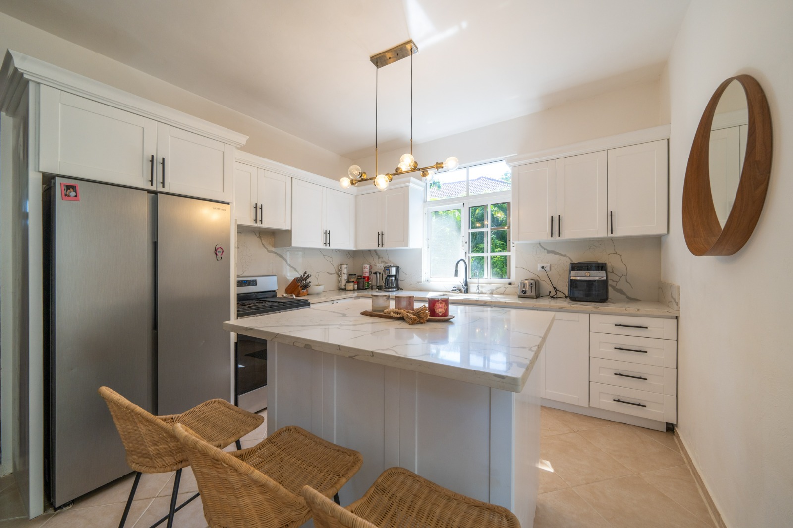 143566-a268b4ab_50ee_40ad_9254_43f89f445c89