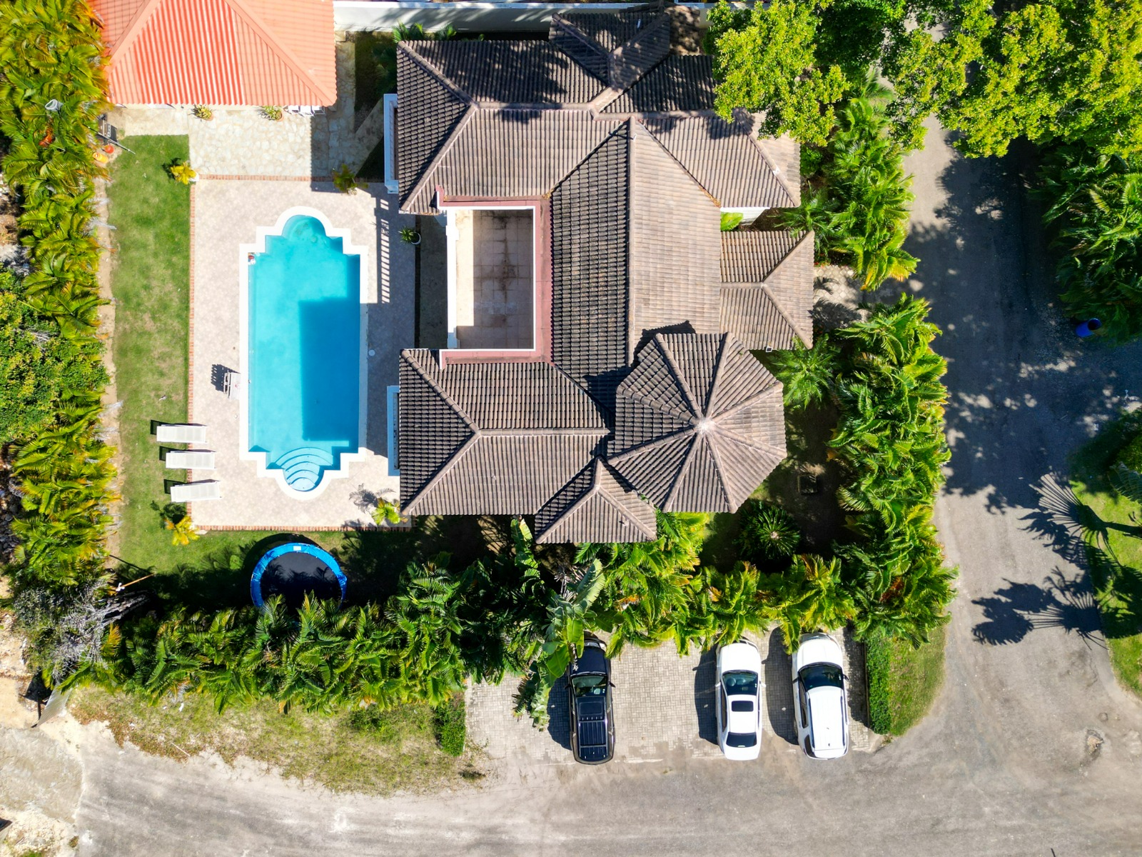 143566-a4fdbbc2_6f33_44d1_b65d_5202c8ebe8ec