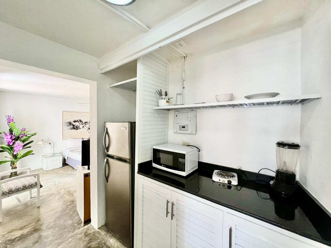 144922-whatsapp_image_2024_05_23_at_14.33.31__2_