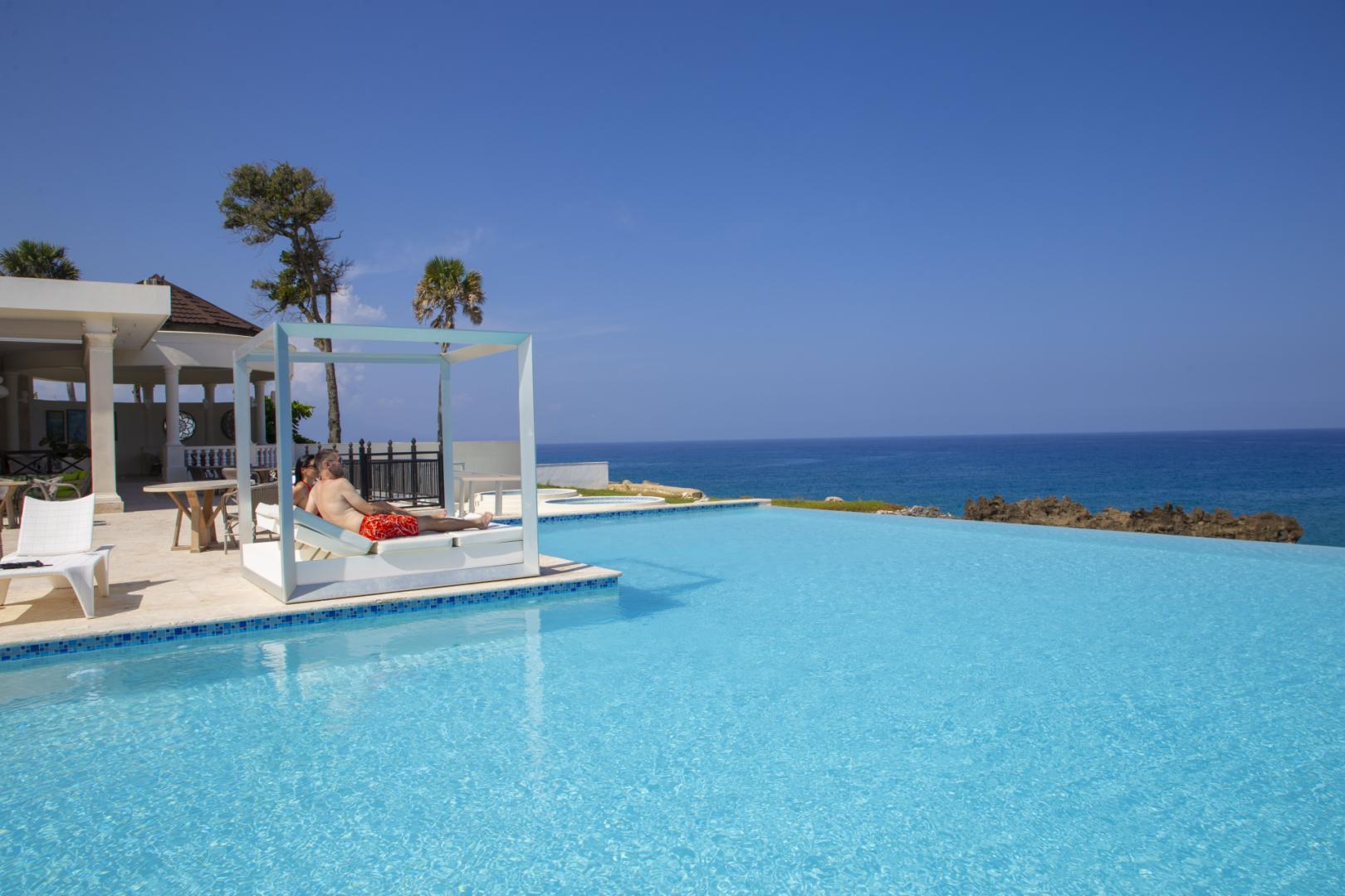 146712-whatsapp_image_2024_09_11_at_16.03.55__4_