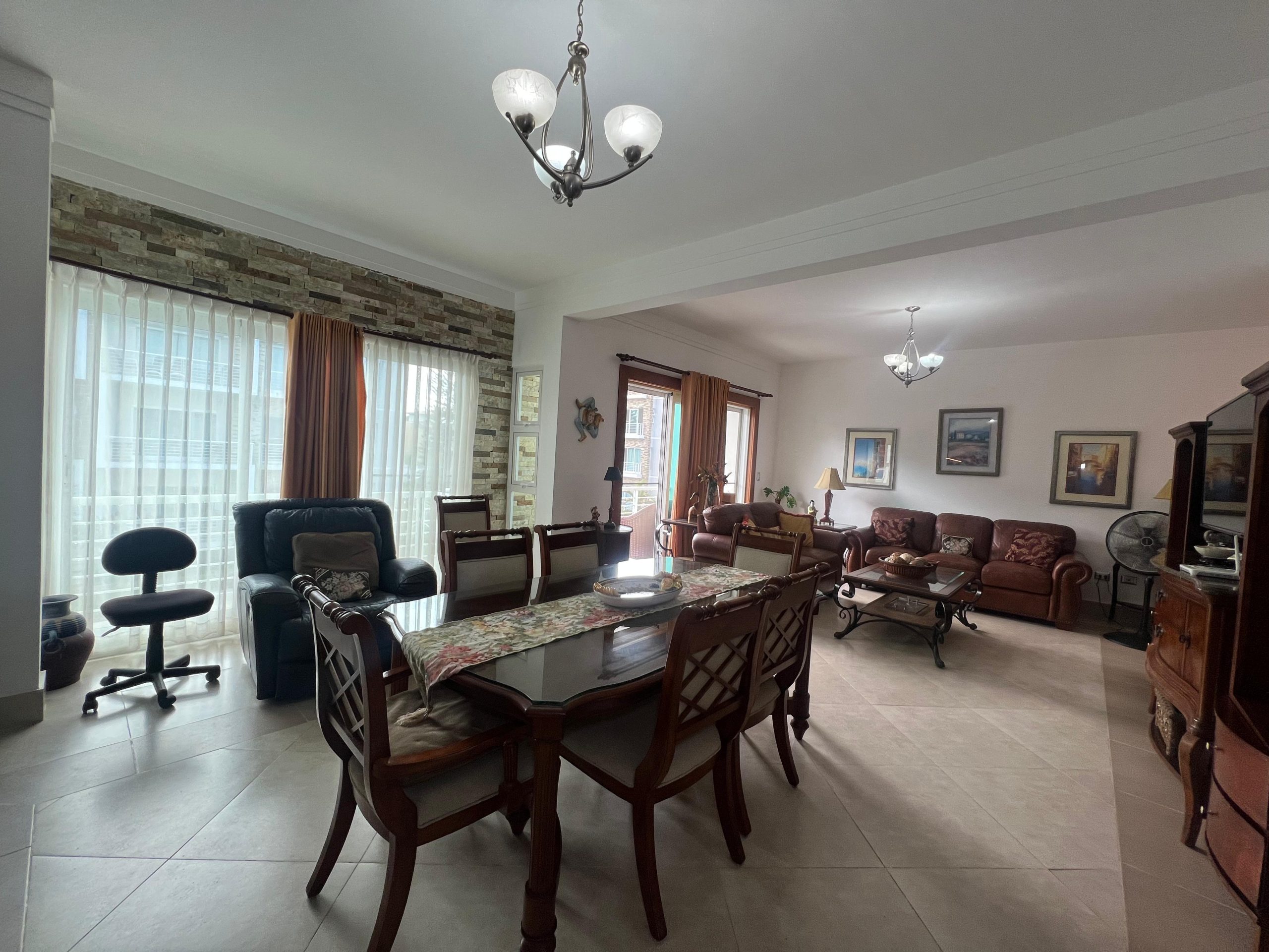 147942-whatsapp_image_2025_01_20_at_2.49.14_pm__1_