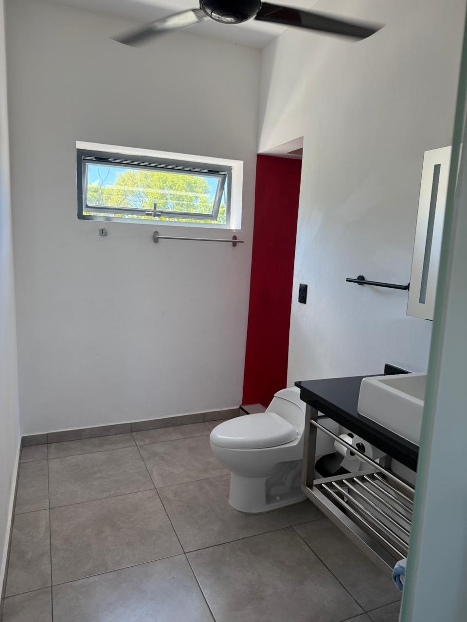 150679-kenia_bathroom