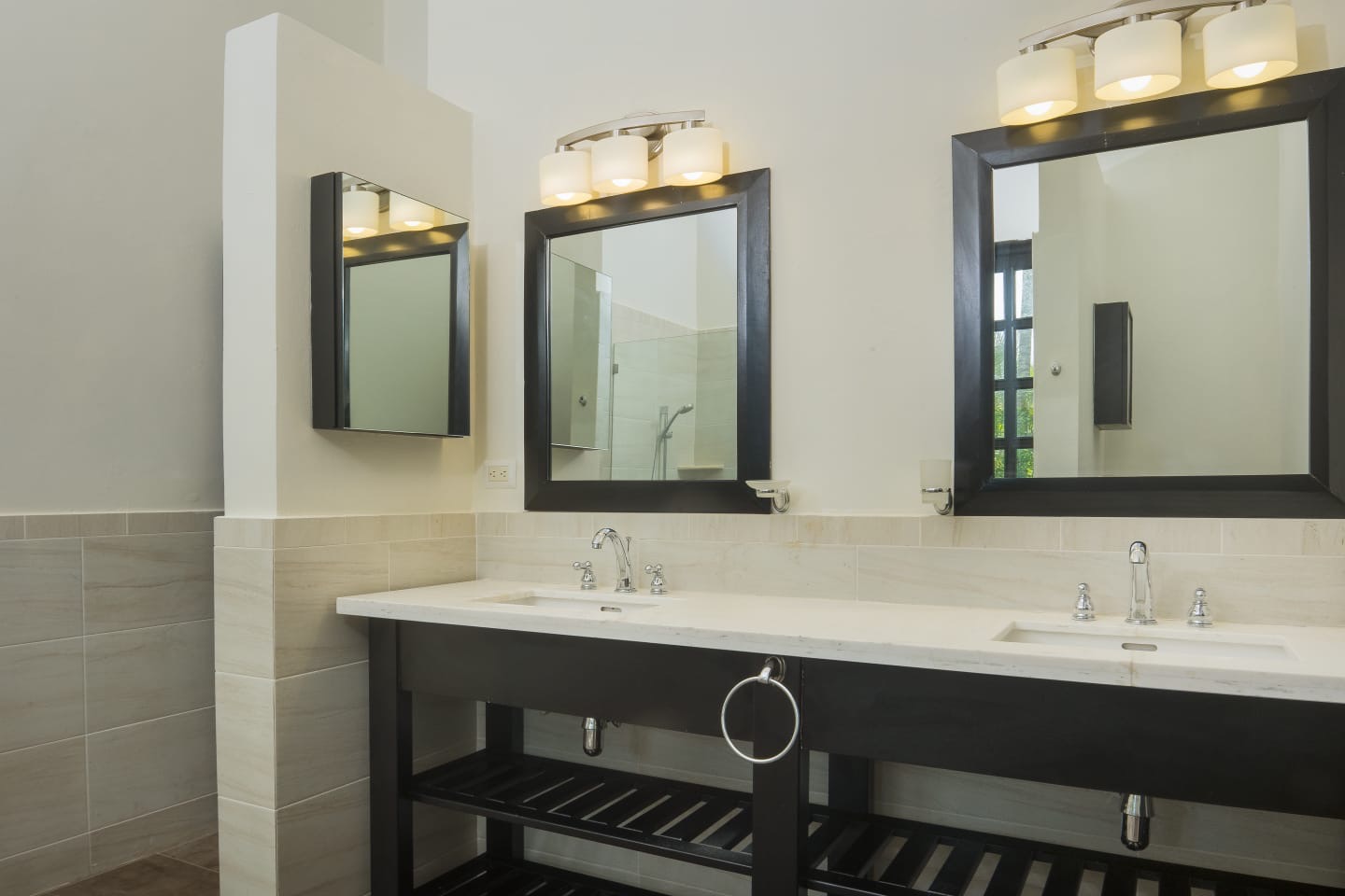 153073-103da63e_9dea_4410_abf5_218b99b6aa2f