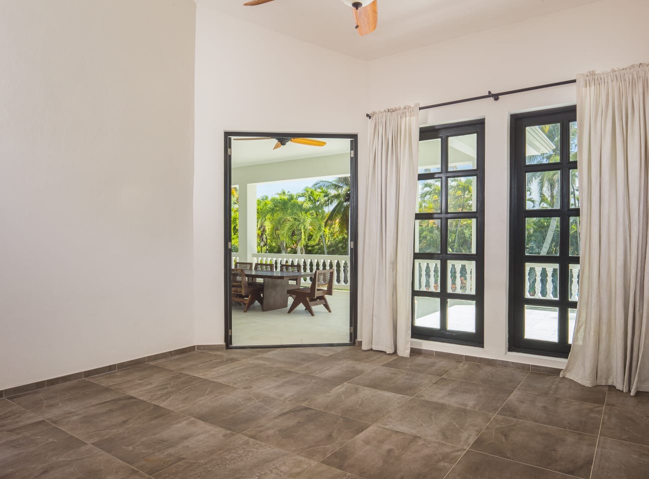 153073-377cdb97_5449_49ba_979b_435b478e9ff3