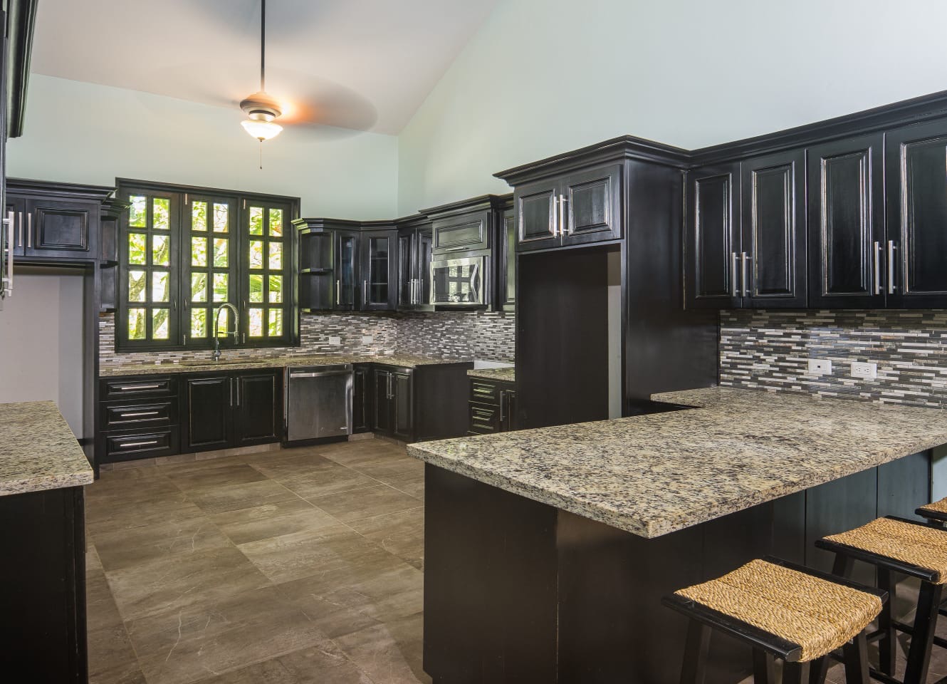 153073-a5cf34bb_7125_4b1f_8148_e3a66292ca06