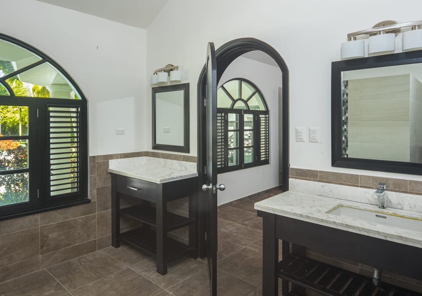 153073-f536c108_8748_4ed4_ac91_8eec97bccfba