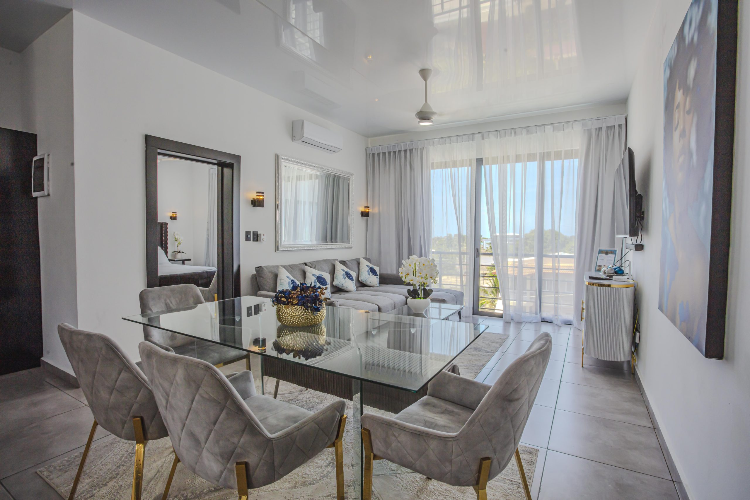 153410-2_bedroom_rizz_suites__6_