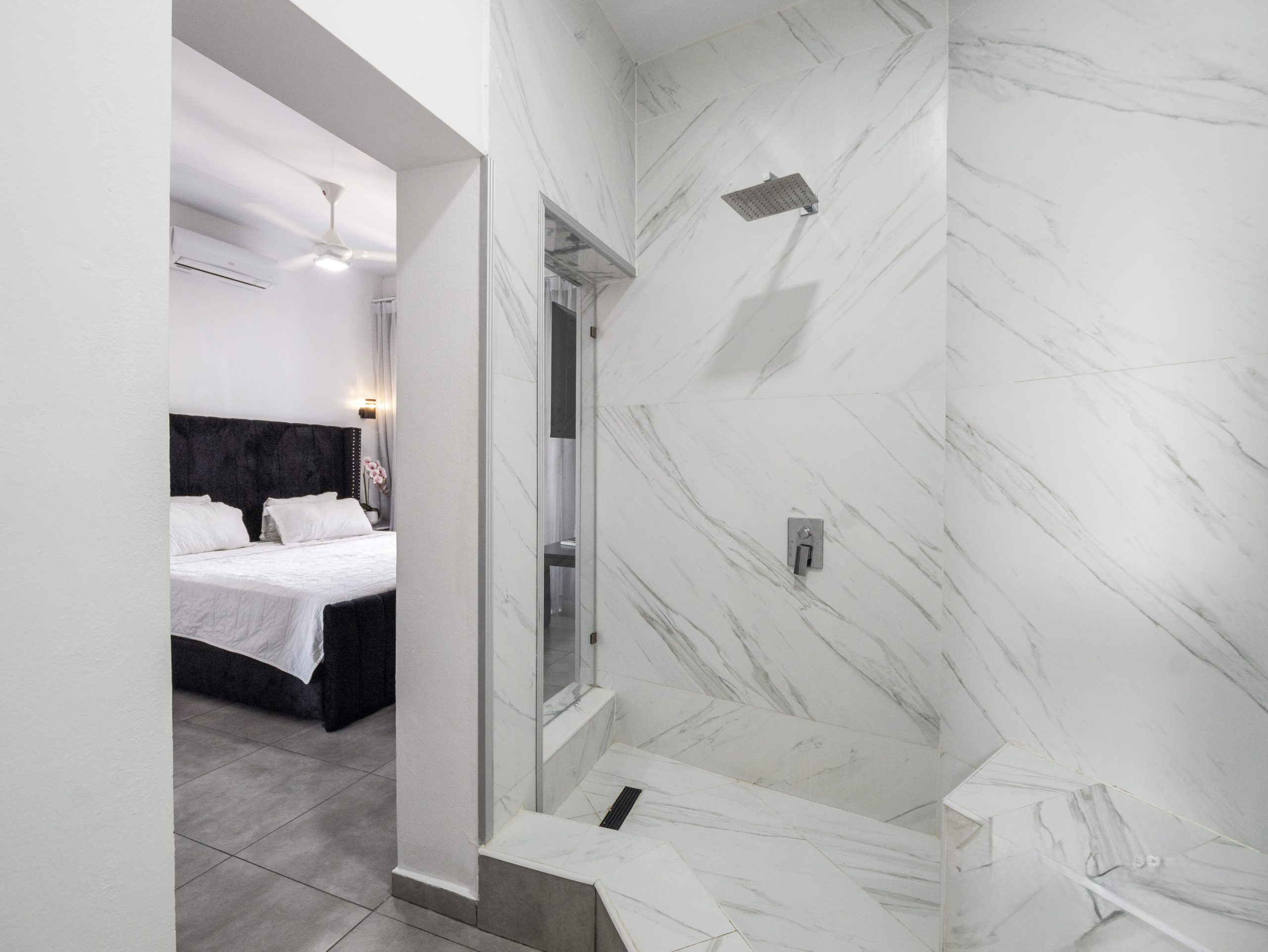 153410-rizzsuitessosua_2bedroom_402_16