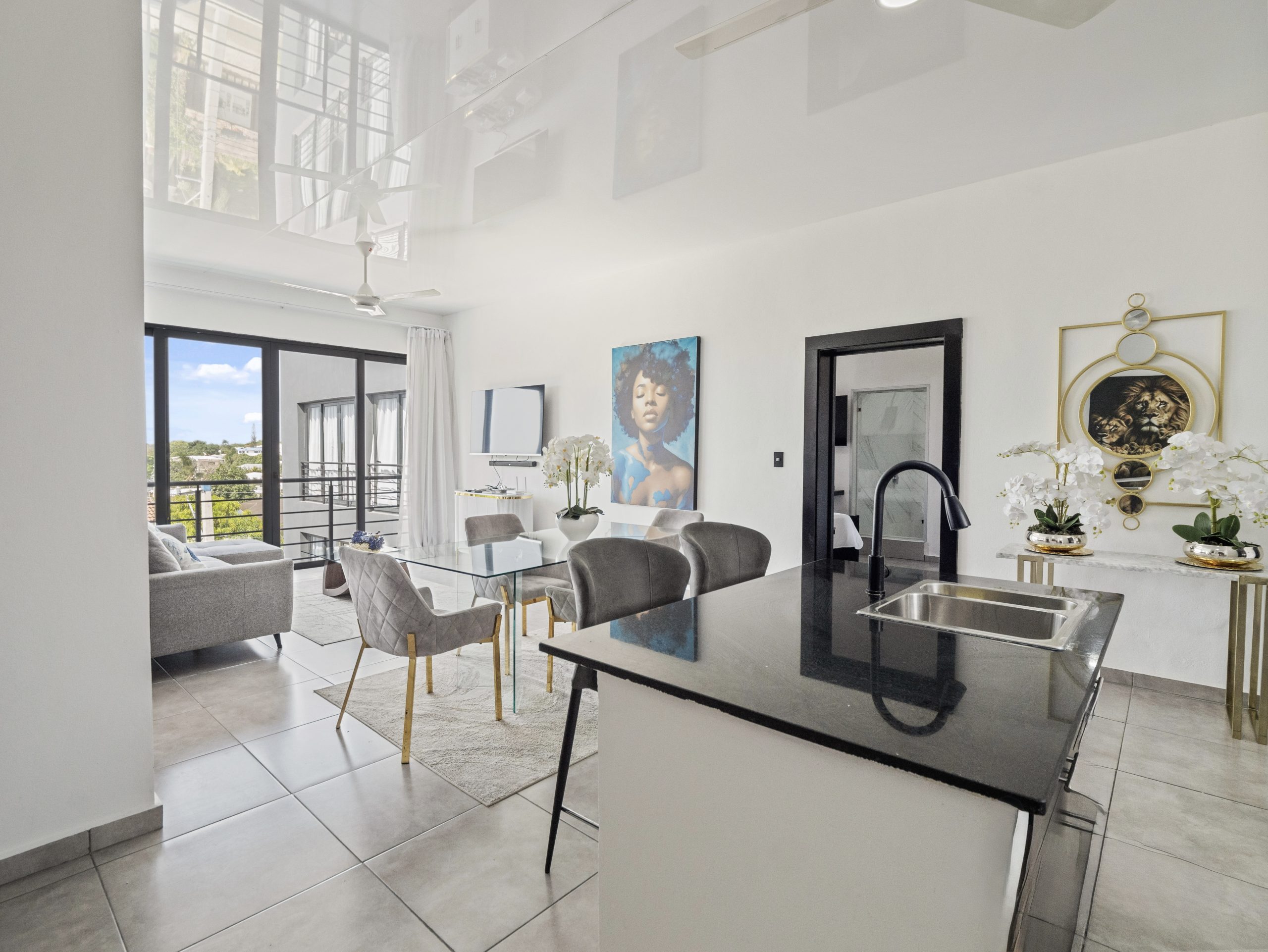 153410-rizzsuitessosua_2bedroom_402_19