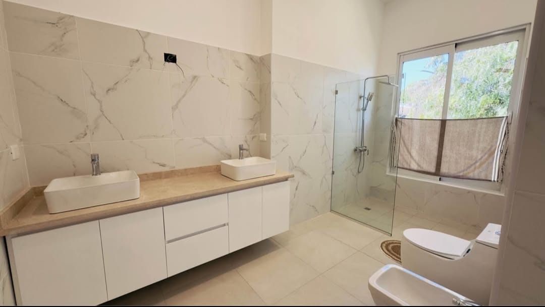 156197-whatsapp_image_2026_04_24_at_9.46.52_am__4_