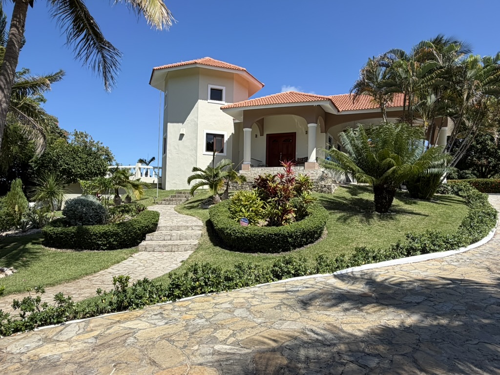 156278-f9b2f2e7_d795_47c8_adbf_002b140cb50f_1_105_c