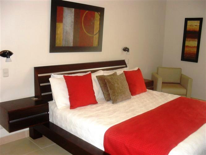 68233-582_sdc14304custom