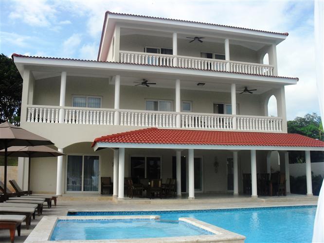 68233-582_sdc14340custom