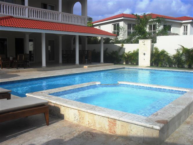 68233-582_sdc14342custom