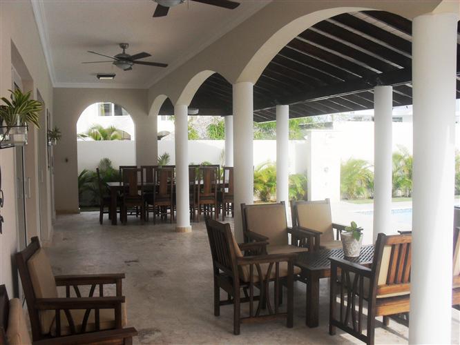 68233-582_sdc14346custom