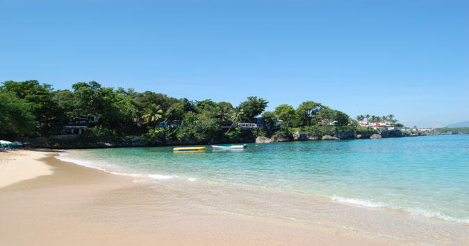 82628-1043_sosuabeachnotfarfromthelandonly6kmor372miles