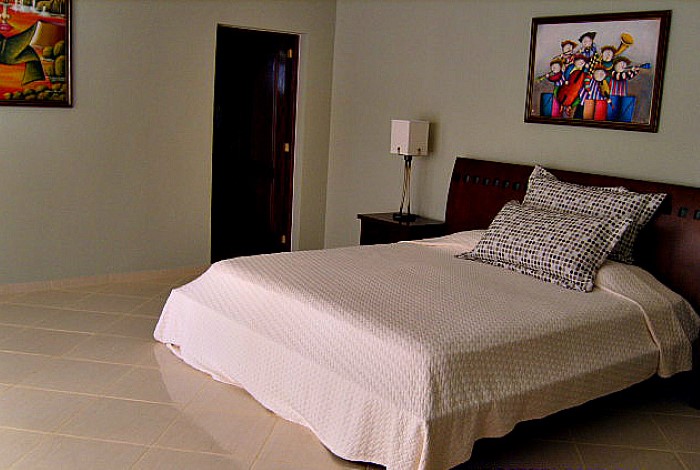 83438-1321_016custom