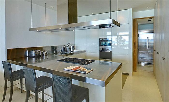 83768-1345_gourmetkitchencustom