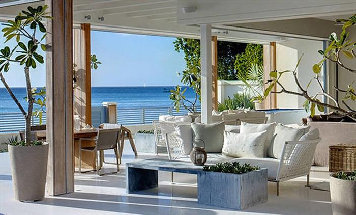 83768-1345_livingarea3custom