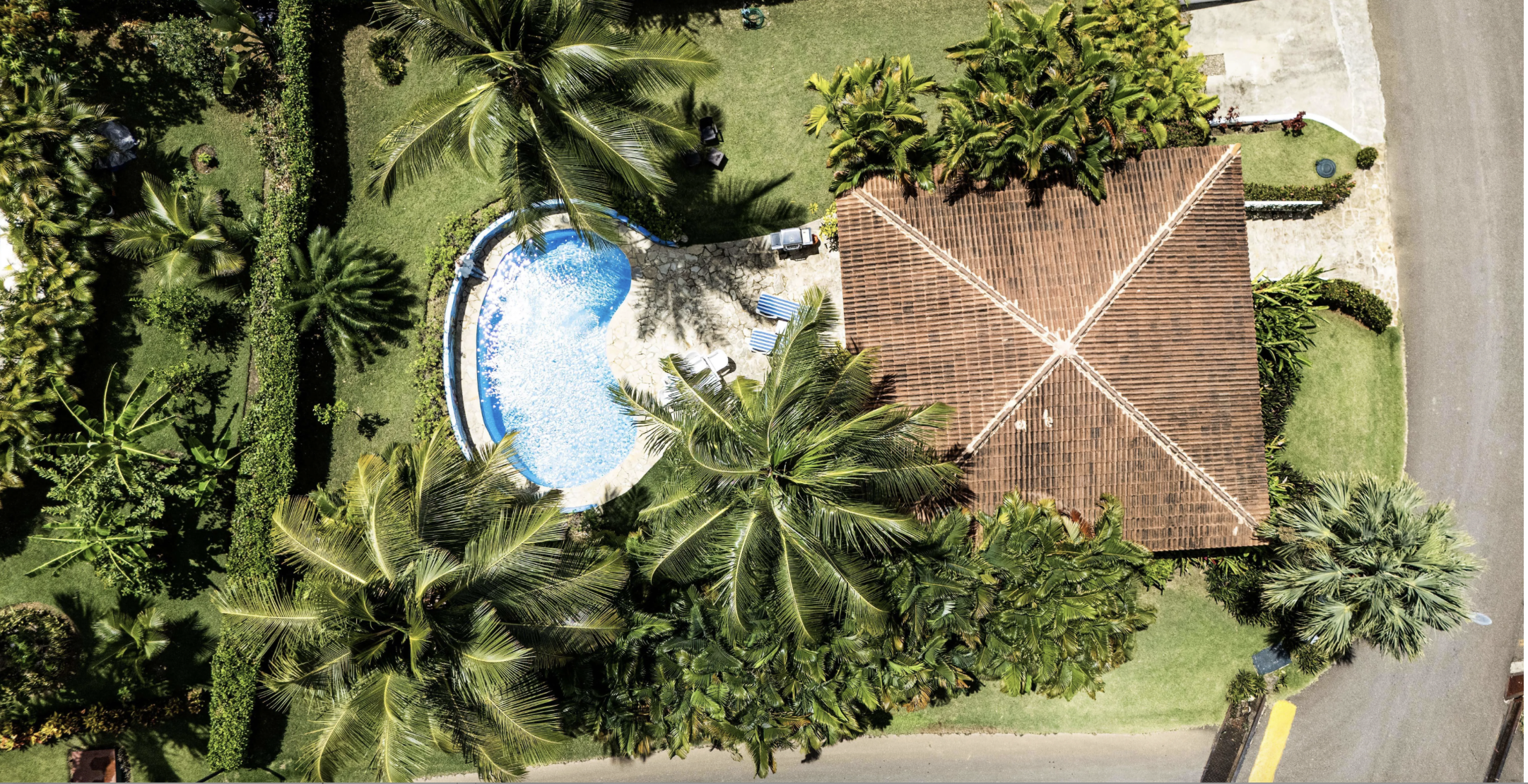 132560-new_hr_pool