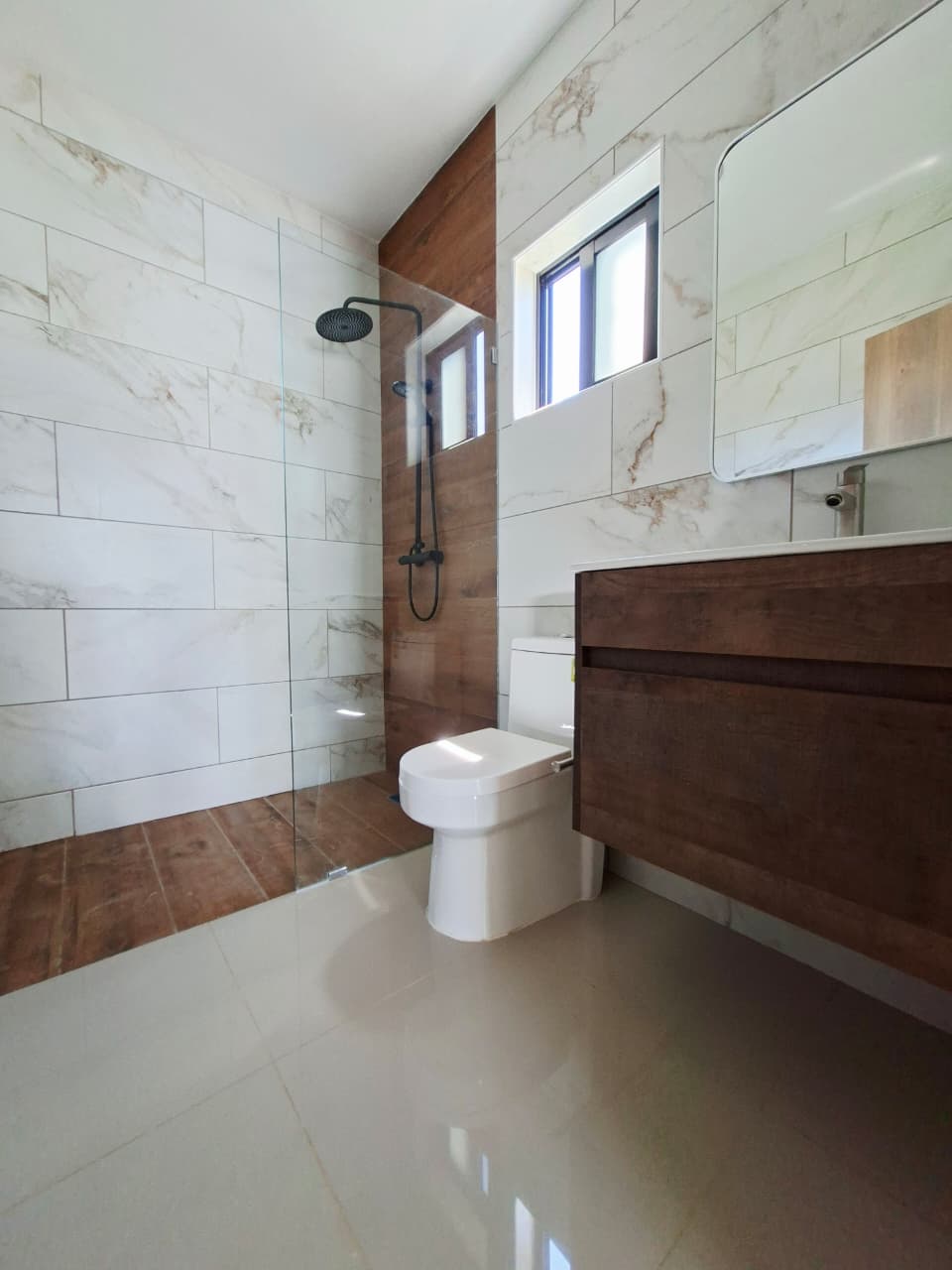 157340-sov_bath_1