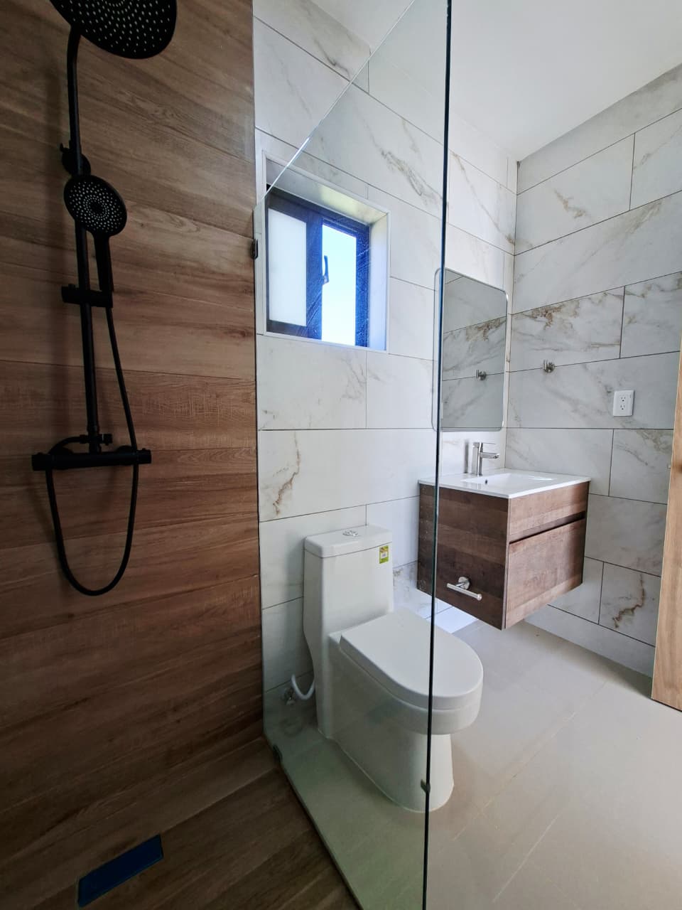 157340-sov_bath_2