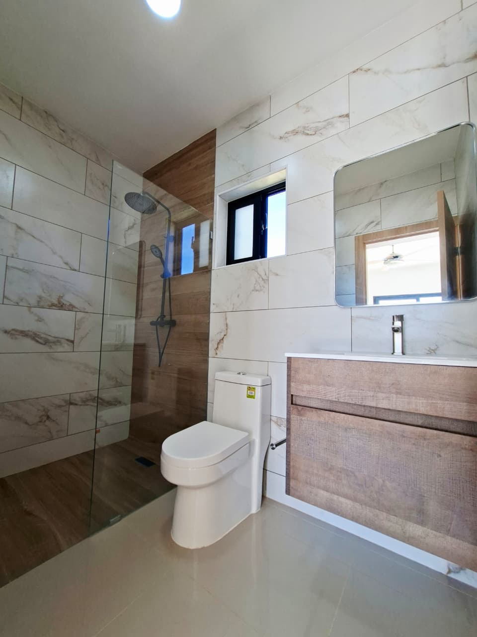 157340-sov_bath_2b
