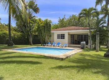 156382-pool