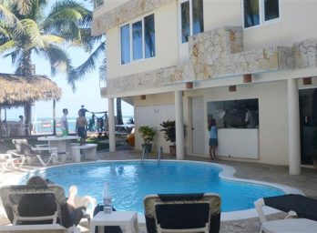 47072-826_dsc6373custom